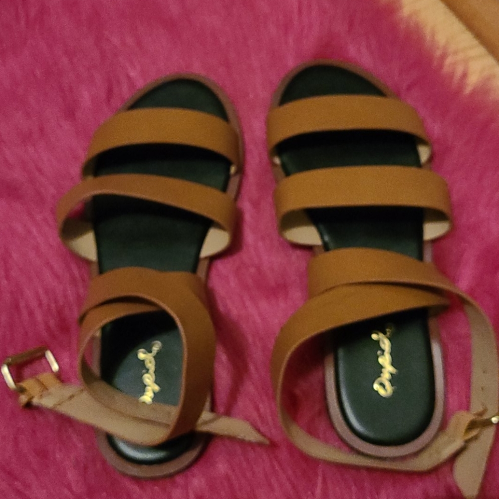 Qupid ankle wrap sandals